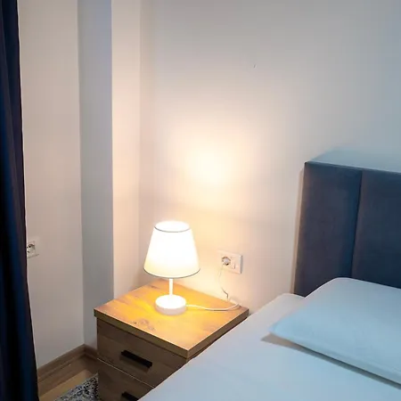 Primestay Apartment
